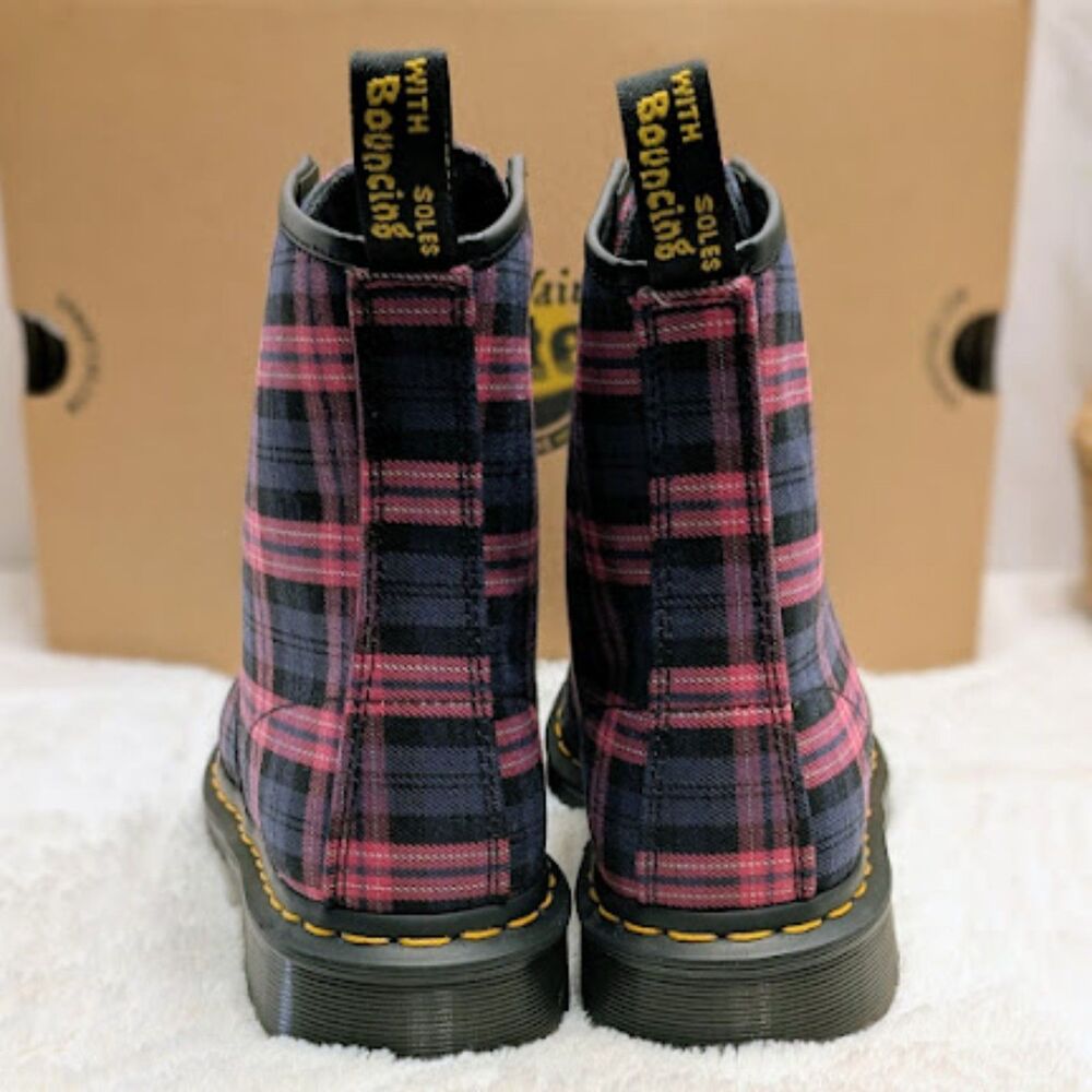 Dr. Martens 1460 Pink Multicolor Plaid Tartan Lace Up Boots Women's 9 UK 7 NIB - Picture 7 of 13